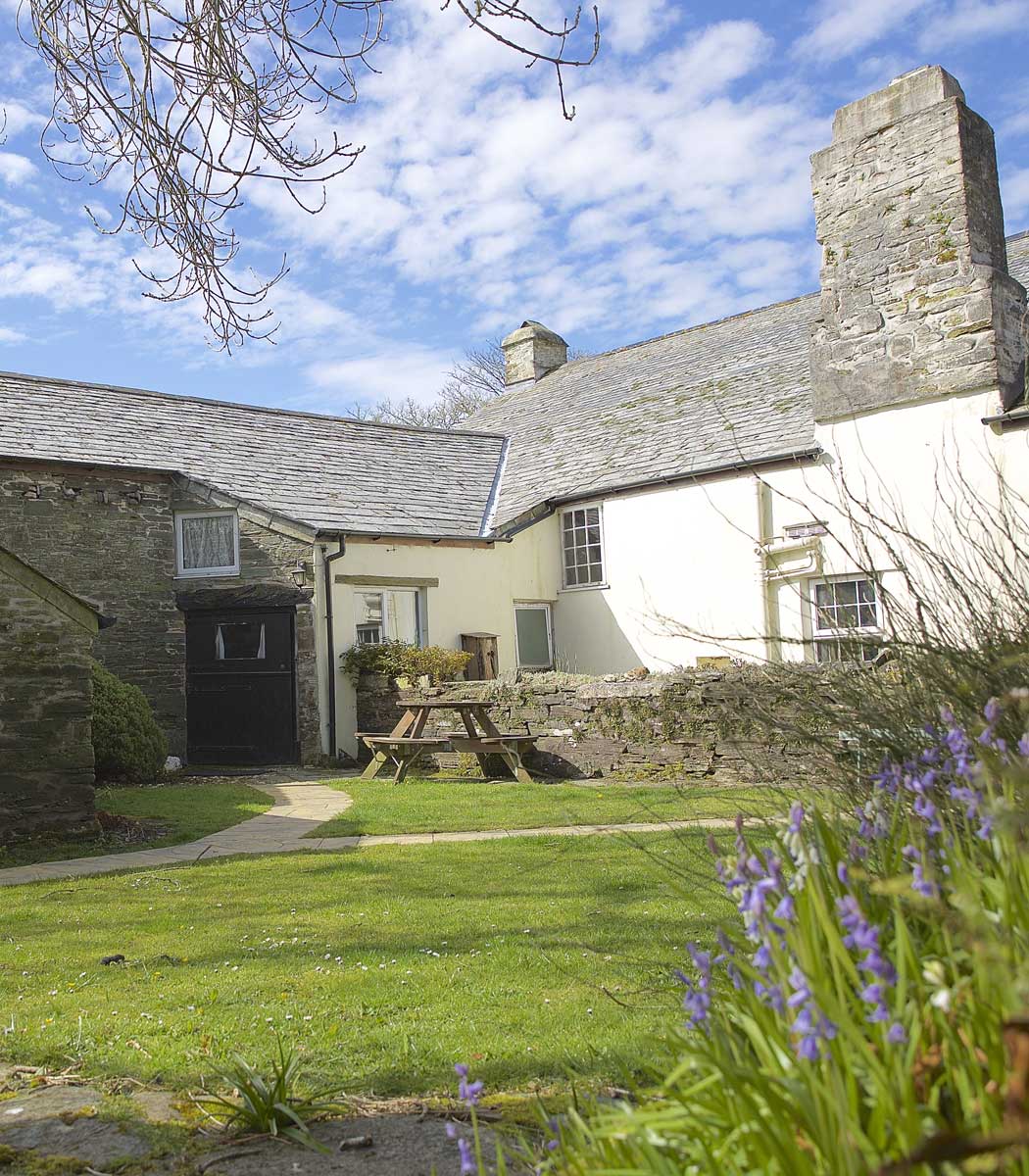 Forge Cottage | 3 Bedrooms | Sleeps 7 |  From £190 per night | Pets